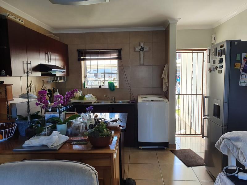 2 Bedroom Property for Sale in Burgundy Estate Western Cape